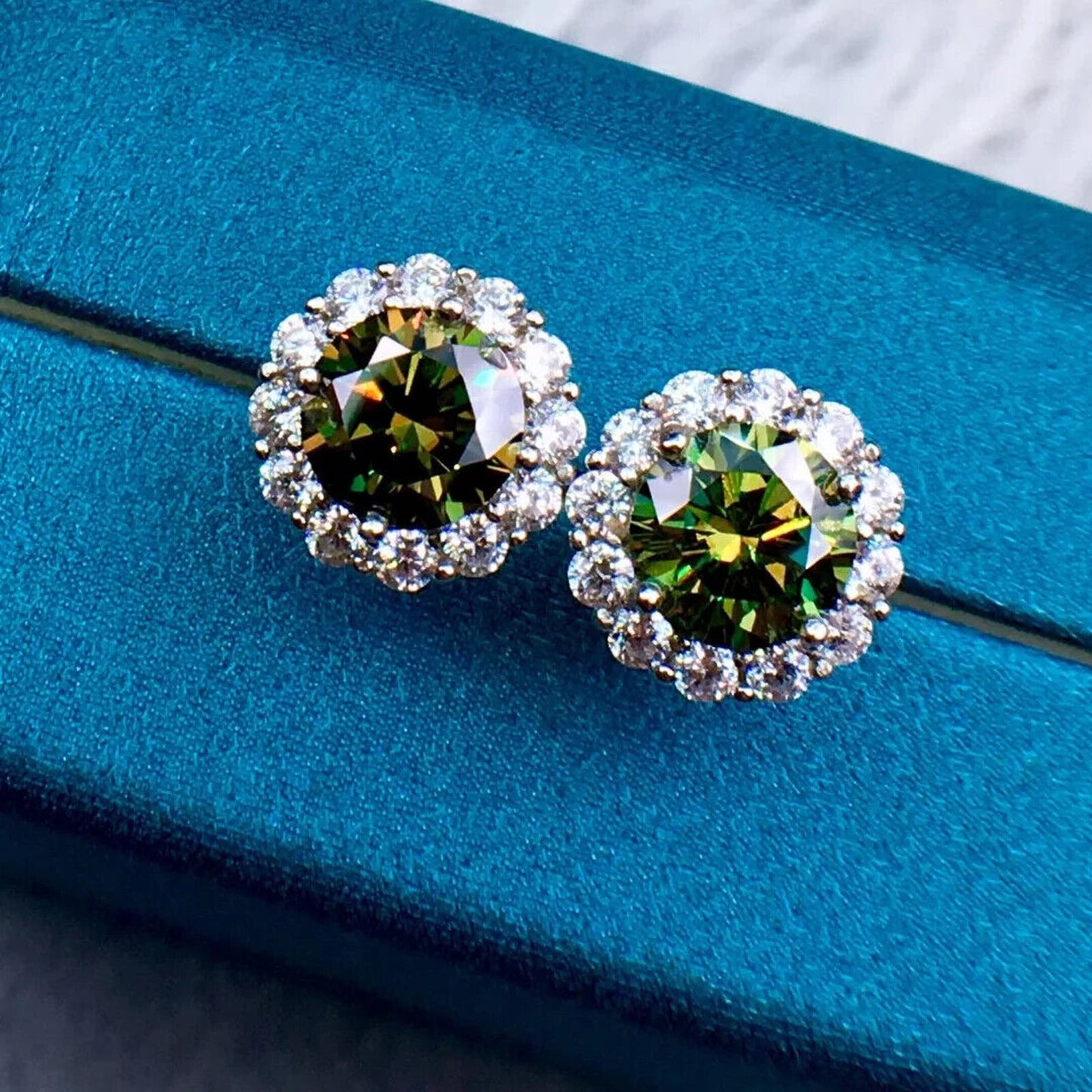 VVS1 Round Brilliant Cut Forest Green Moissanite Stud Earrings 1 CT