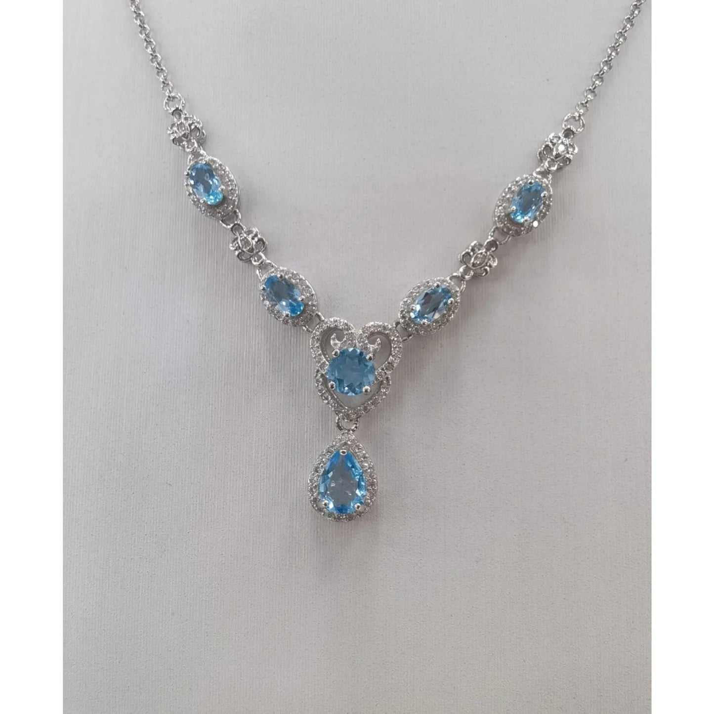 Swiss Blue Topaz Clavicle Chain Necklace 5x7mm