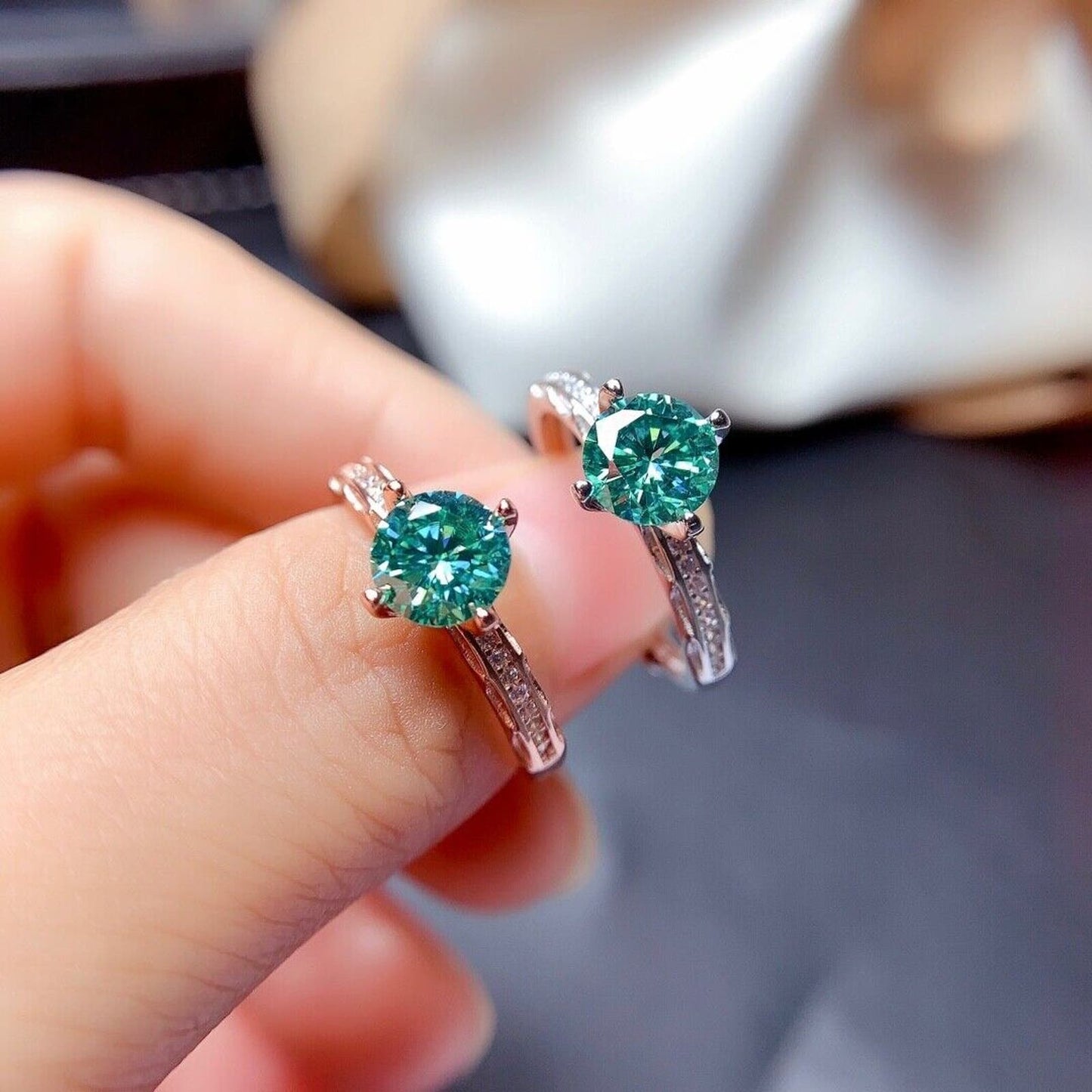 Green Moissanite Cocktail Ring VVS1 1CT