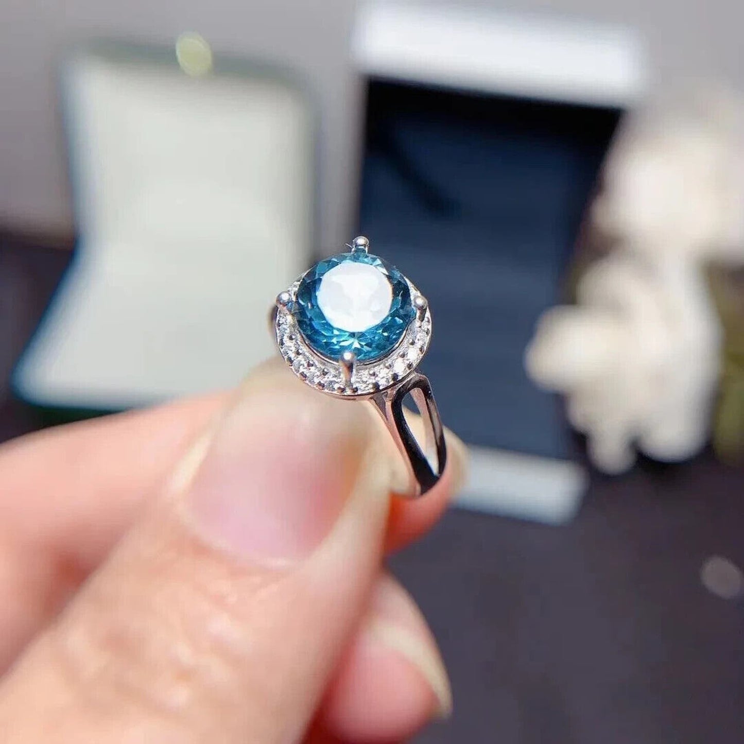 London Blue Topaz Ring Round Cut 8mm Platinum Plated