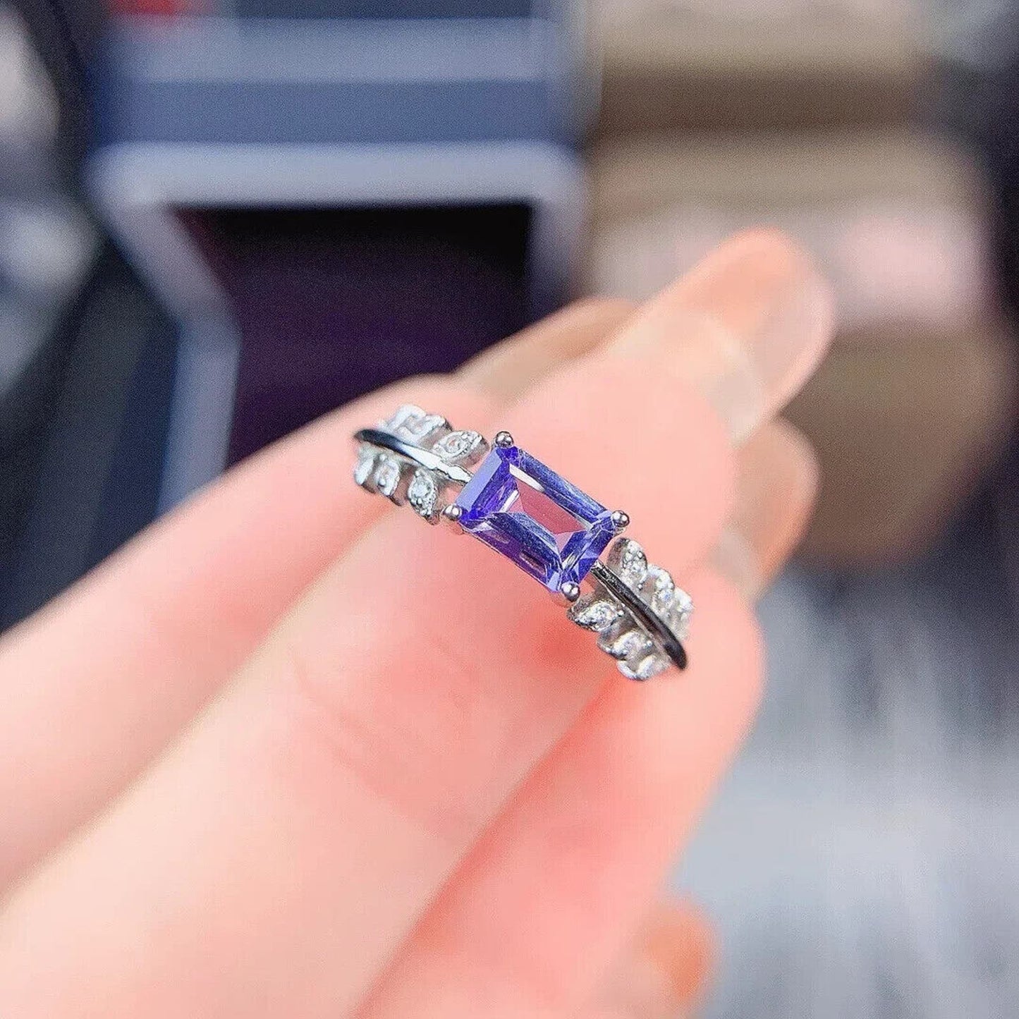 Dainty Purple Tanzanite Horizontal Ring 4x6mm