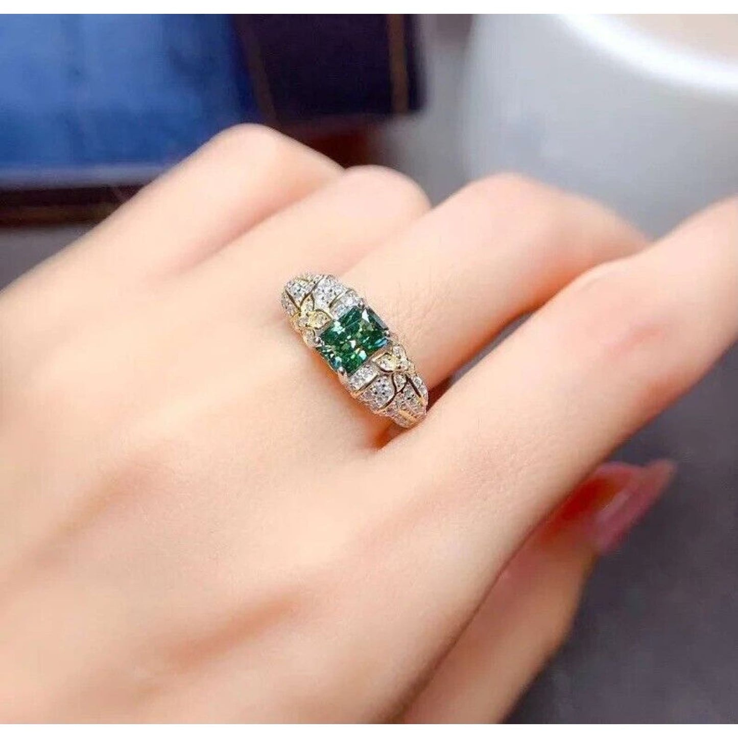 VVS1 1 Carat Radiant Cut Green Moissanite Ring