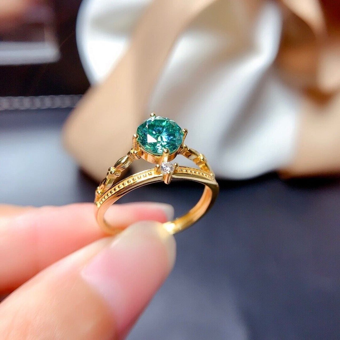 Green Moissanite Cocktail Ring VVS1 CT