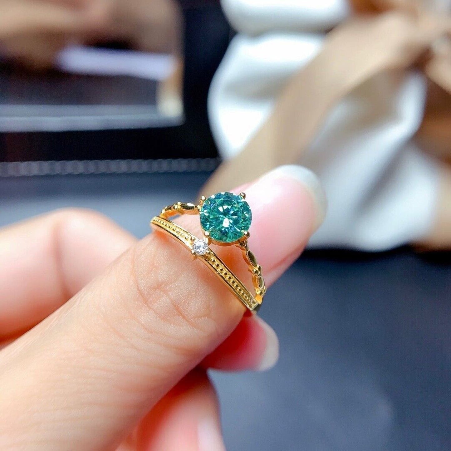 Green Moissanite Cocktail Ring VVS1 CT