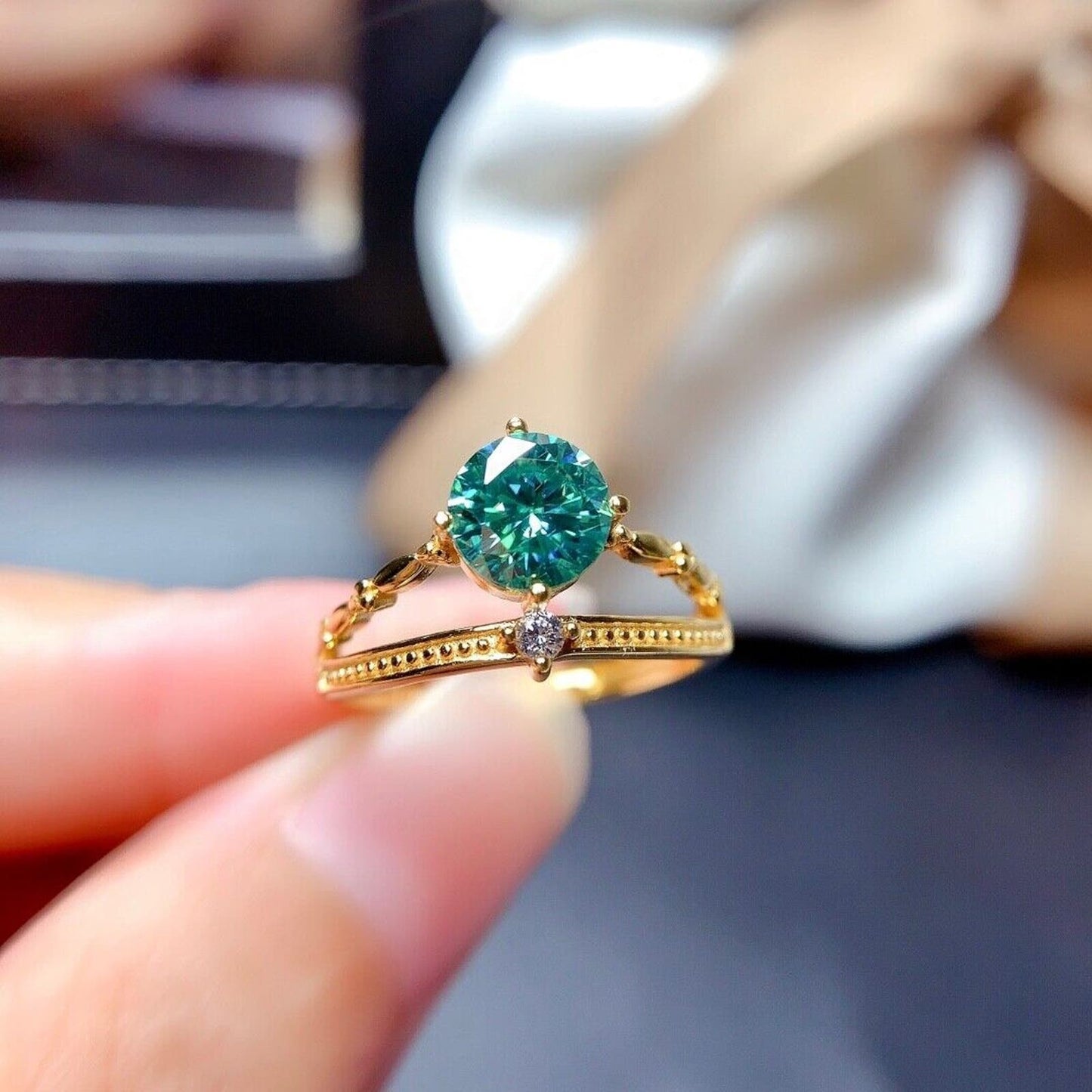 Green Moissanite Cocktail Ring VVS1 CT