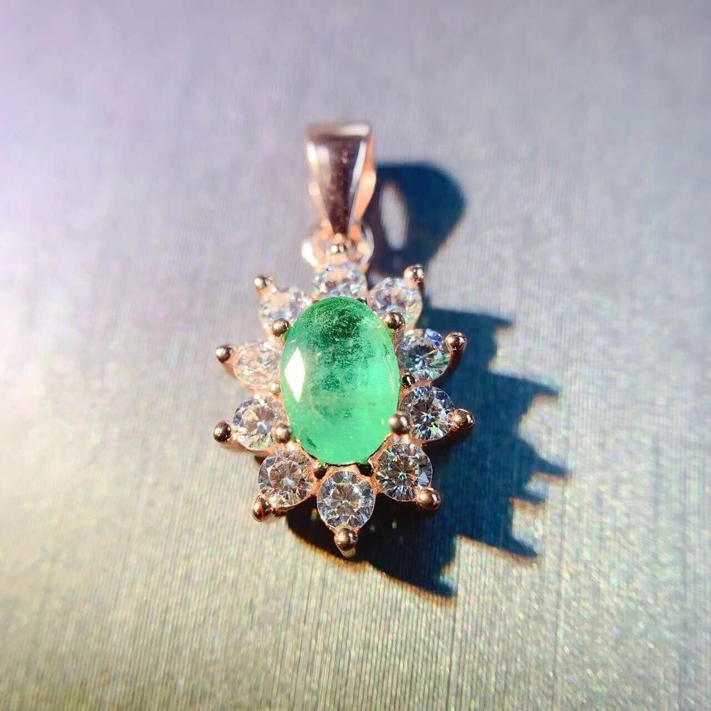 Natural Emerald Pendant Necklace 4x6mm