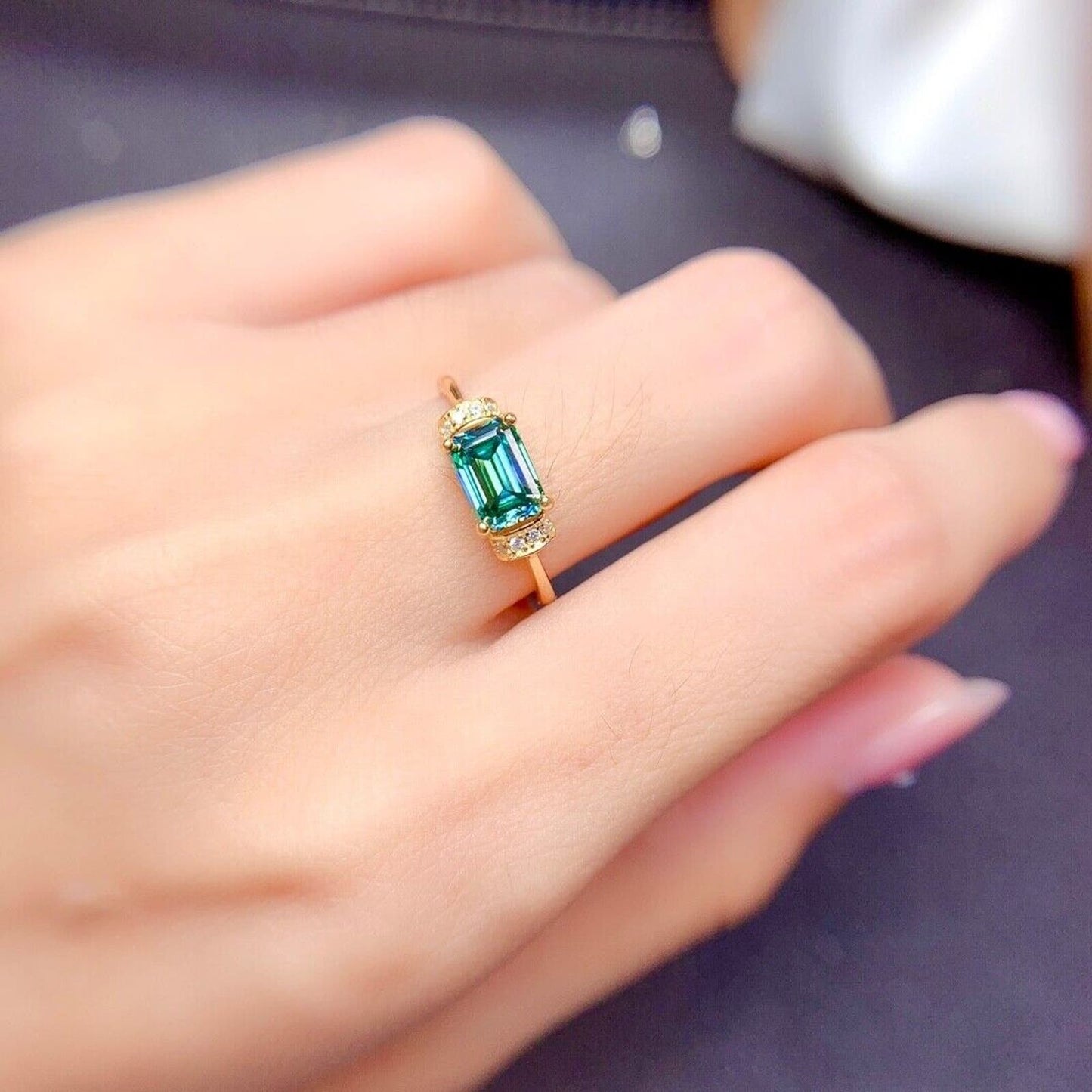 Horizontal Emerald Cut Green Moissanite Ring VVS1 1 CT